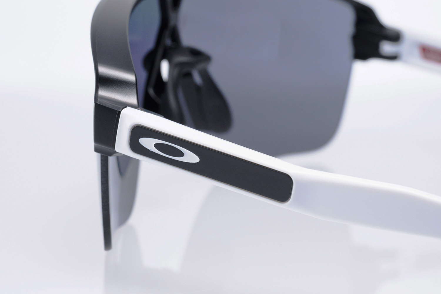 楽天市場】オークリー コリドー エスキュー oo9415-0142 ユニバーサル