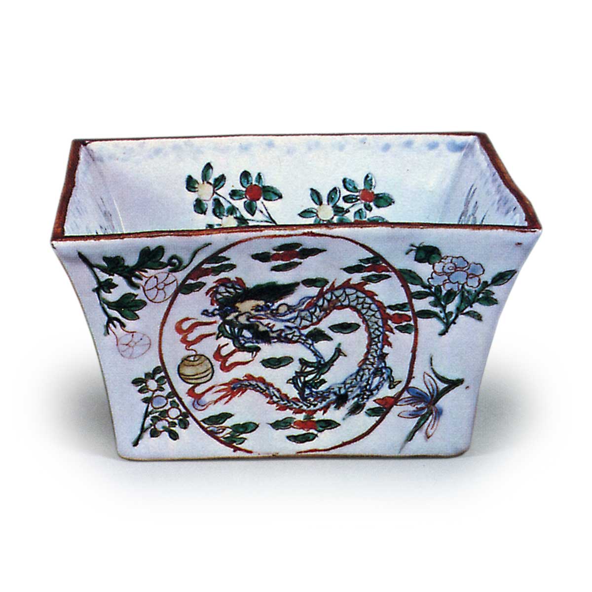 万暦赤絵枡水指 ばんれきあかえますみずさし | 鶴田 純久の章 お話