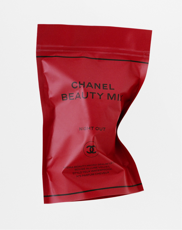 シャネル ビューティ ミックス グローブトロッター - 特集 | CHANEL