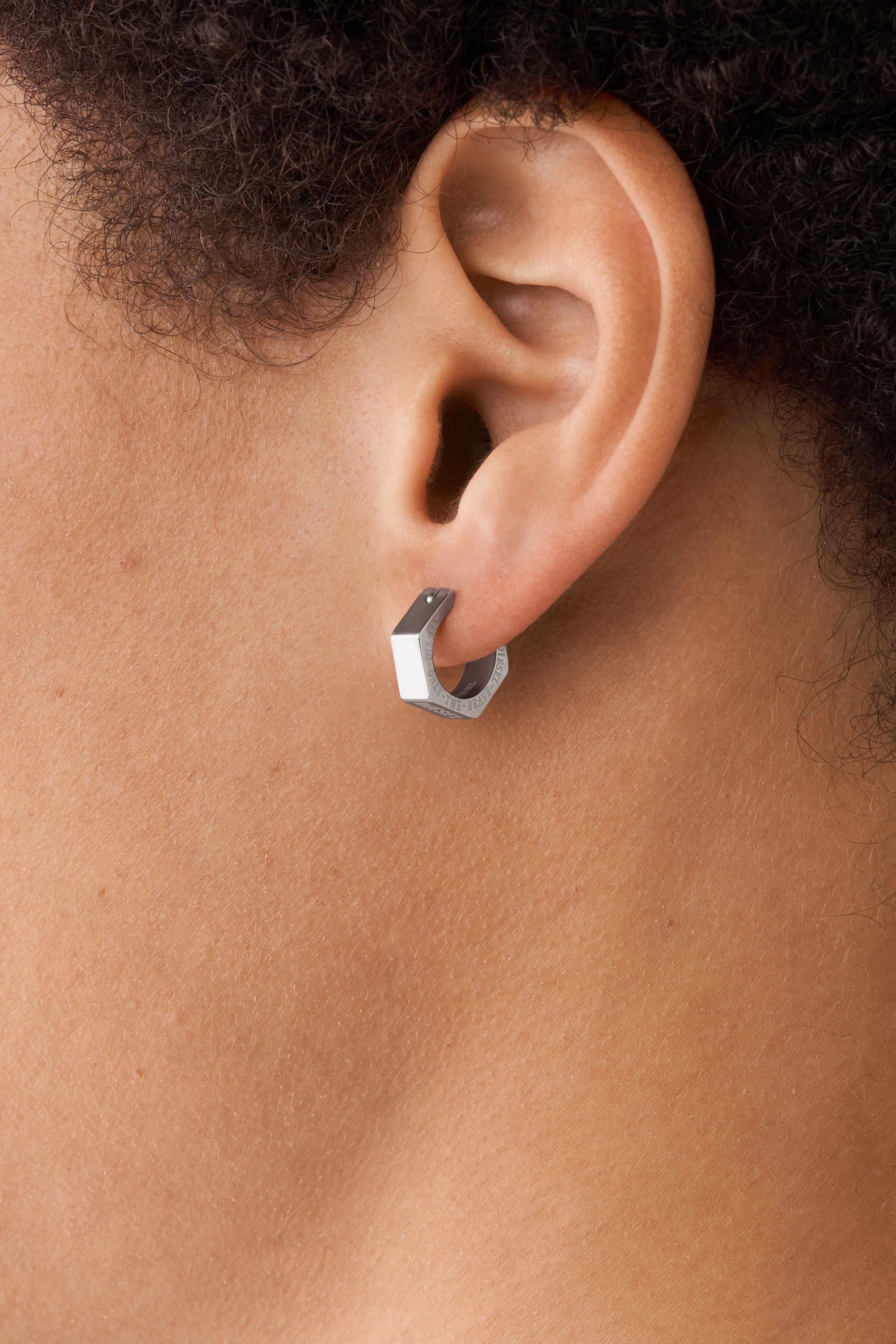 DIESEL®】片耳用シルバーフープピアス dx1316｜ディーゼル公式