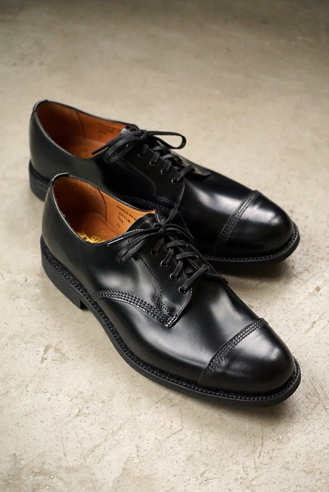 Sanders Military Derby Shoe | ARCH 市電通り