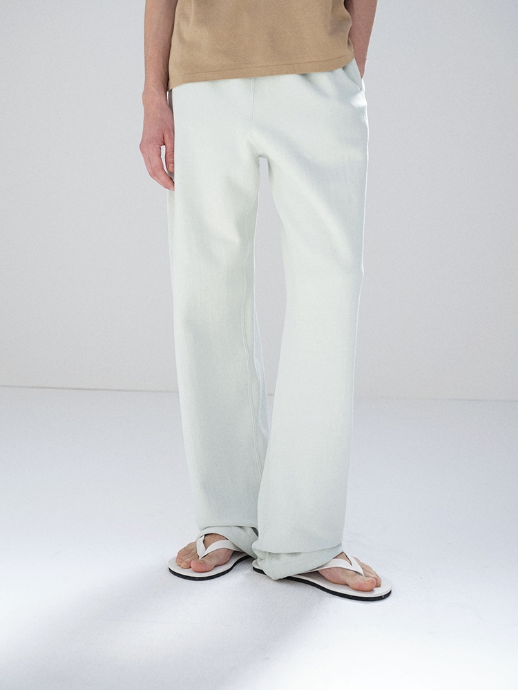 LIGHT WOOL MAX GABARDINE SLACKS - AURALEE Official Website