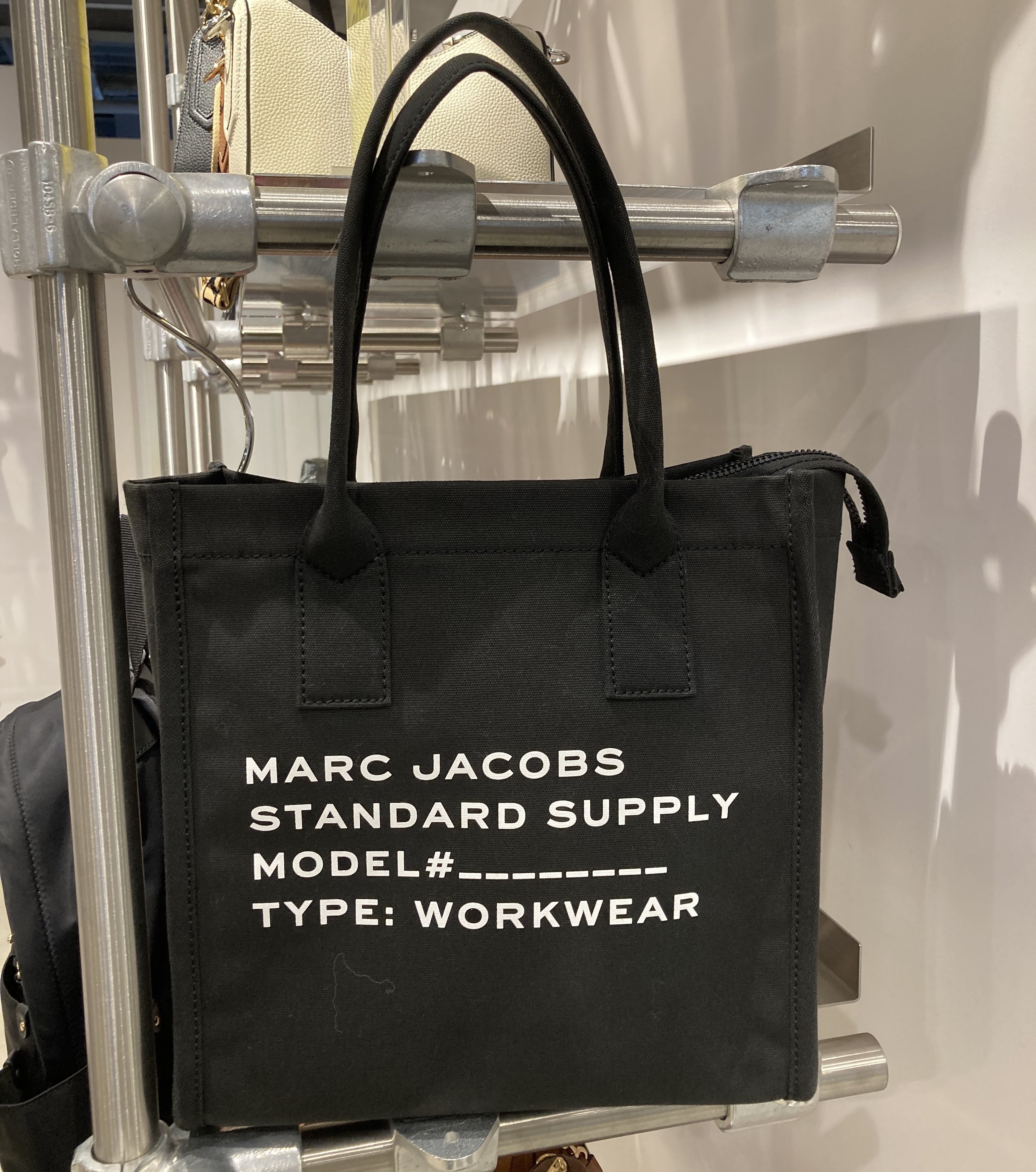即発! マークジェイコブス トートバッグ キャンバス ラージ A4 (MARC
