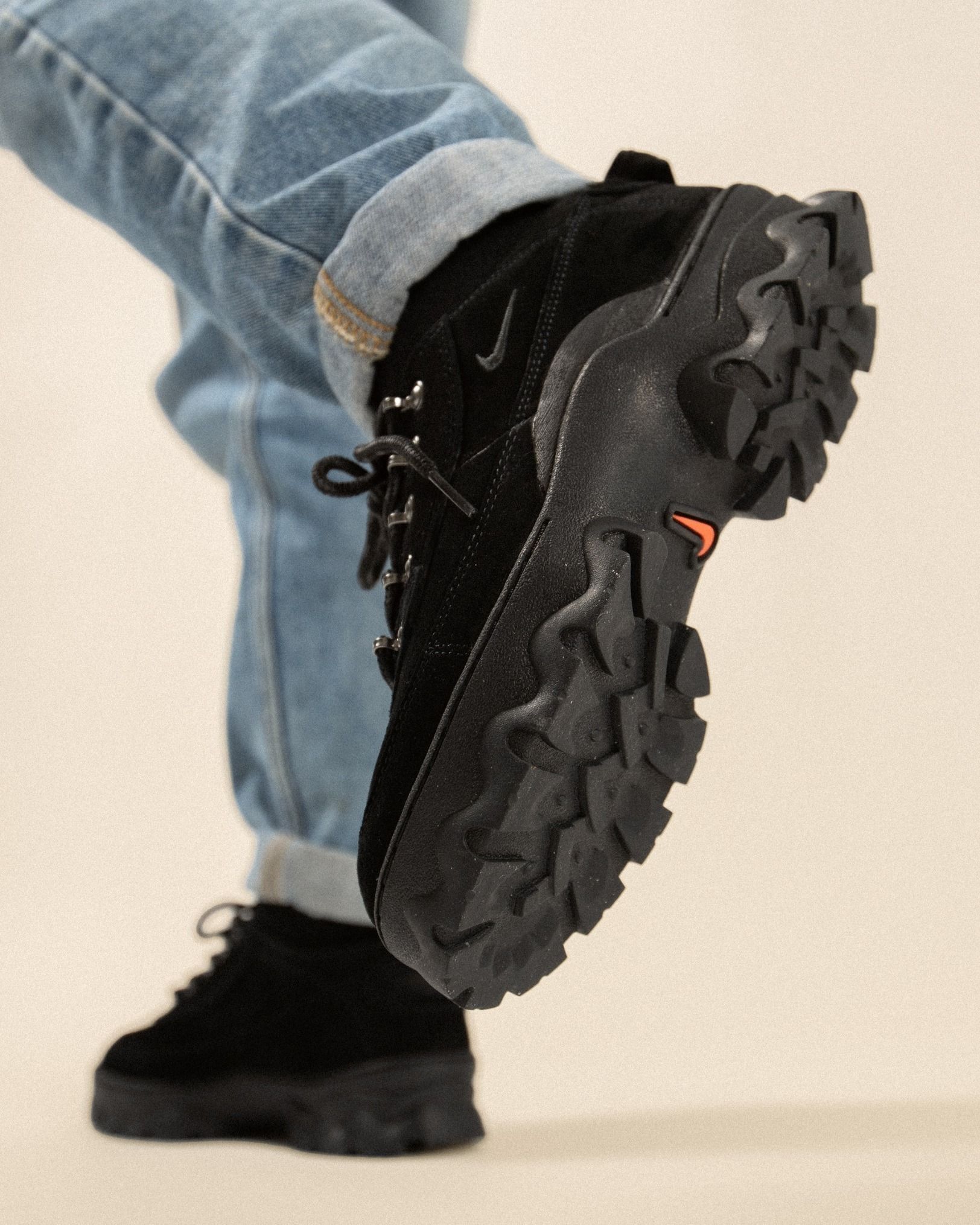 NIKE【Nike Lahar Low】ウィメンズ ラハール ロー Black (Nike