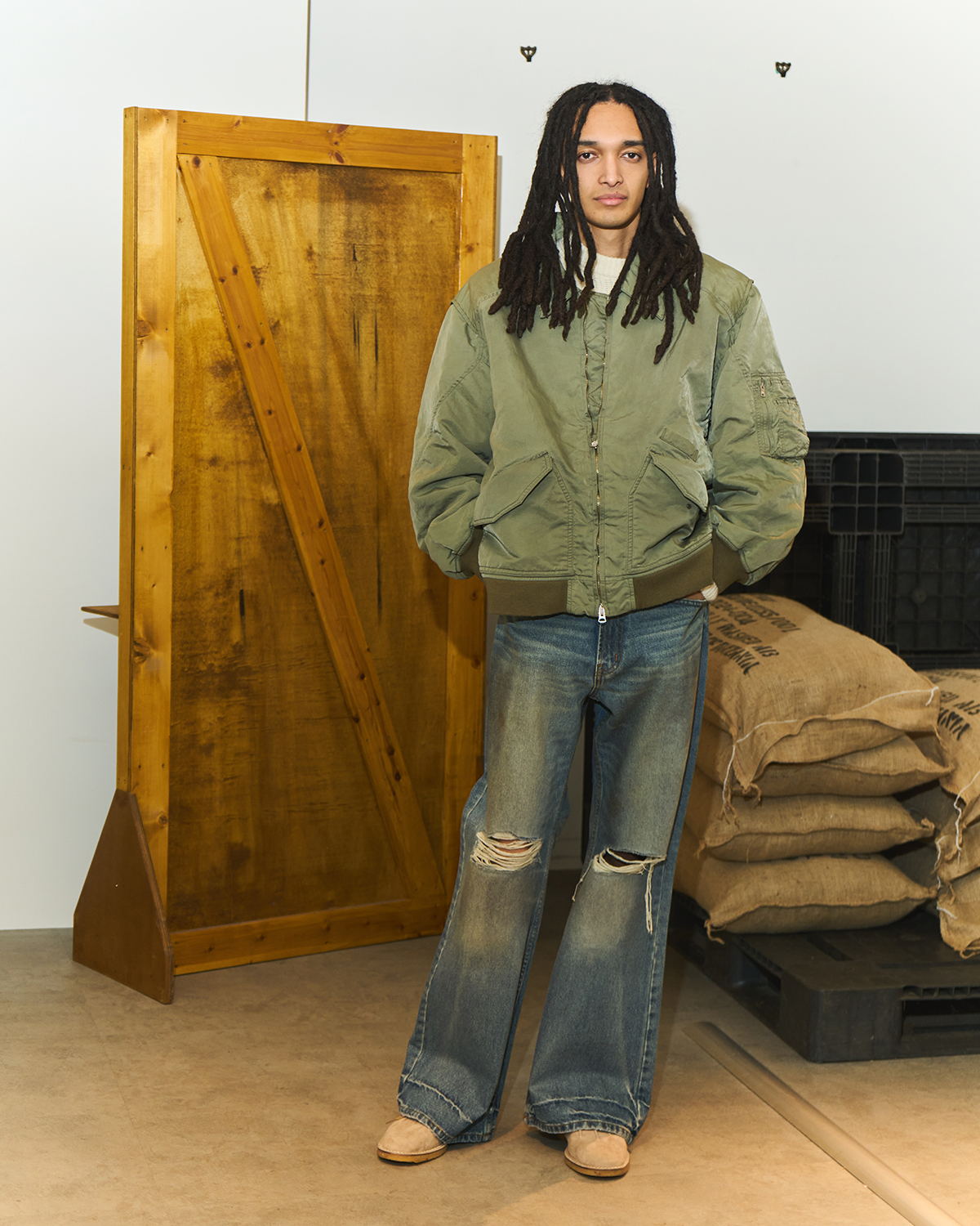 ANCELLM × WISMの『FADED BOMBER JACKET EX』