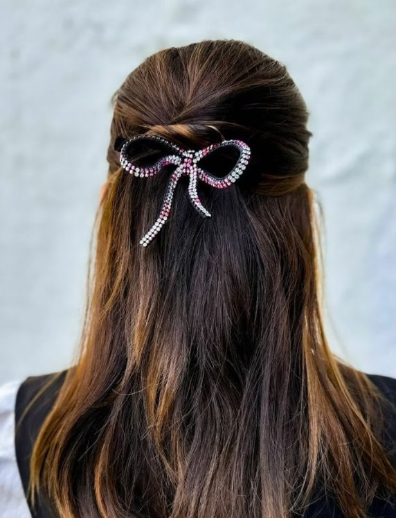 ファッションがぐっと華やぐリボンモチーフヘアアレンジ | acca(アッカ