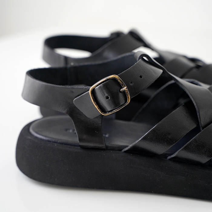 BRADOR ブラドール レザー Tストラップ サンダル 85-828 レディース