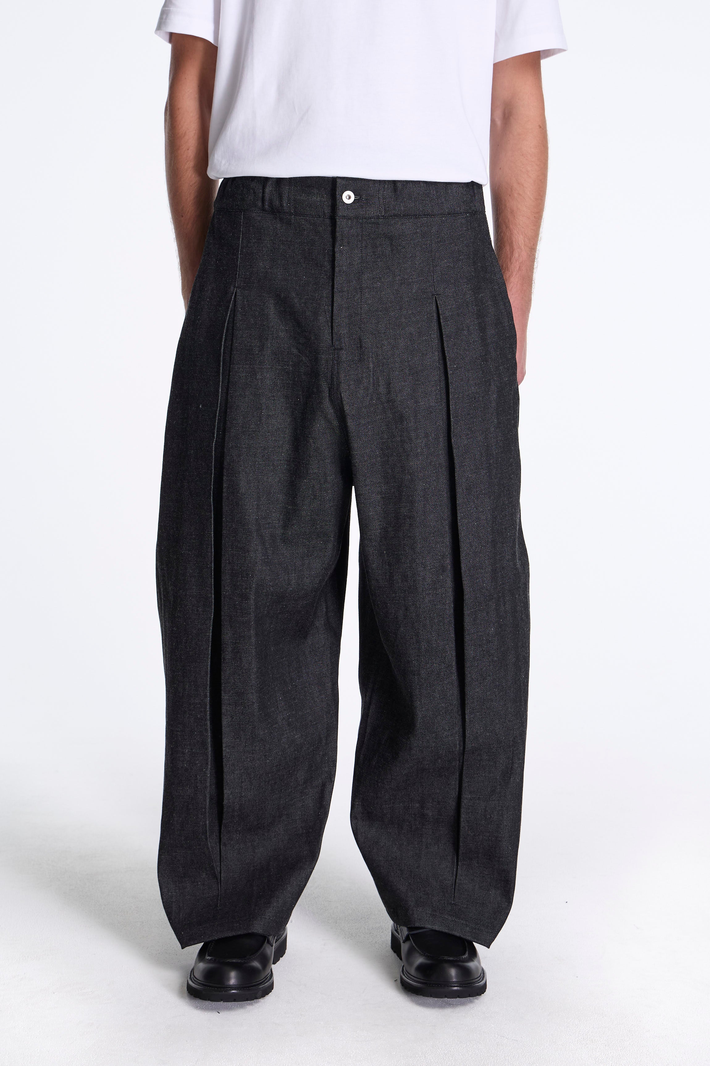 Sage Nation Box Pleat Trouser Denim Raw Black