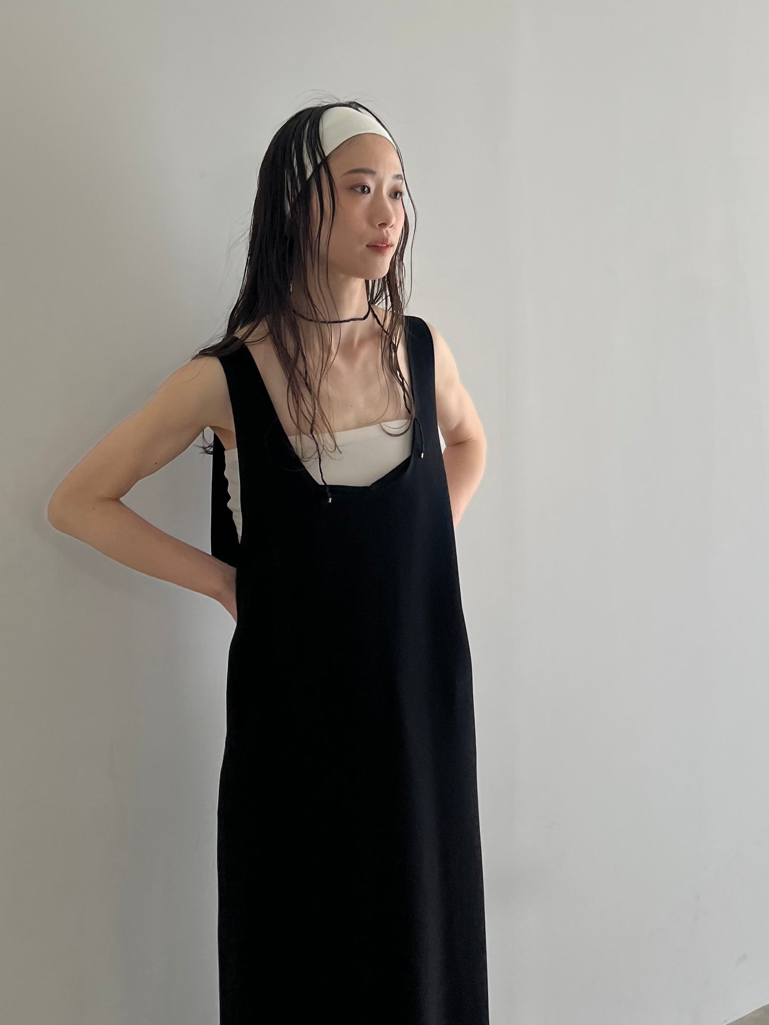 uneck 2way one-piece – hholic