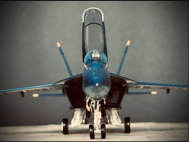 HobbyMaster F/A-18F Super Hornet Blue Angels #7 Review! - YouTube