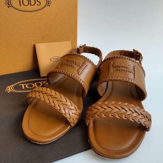 UGG - UGG コンフォート ムートン サンダル ブラウンの通販 by Zz's