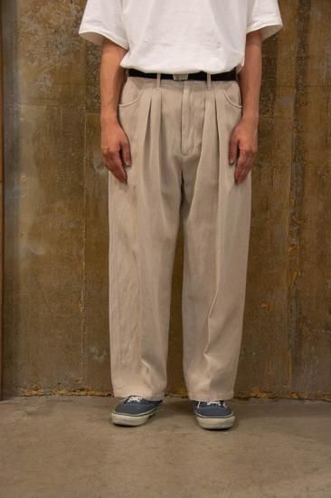 FARAH] Two-Tuck Wide Tapered Pants Twill - MOLDNEST