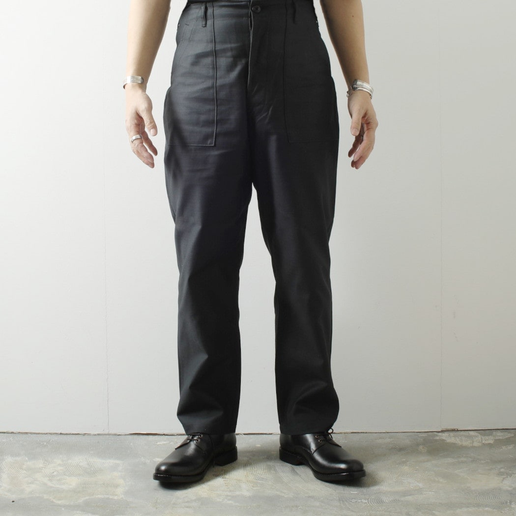 CIOTA シオタ スビンコットン ラム系バックサテン ベイカーパンツ