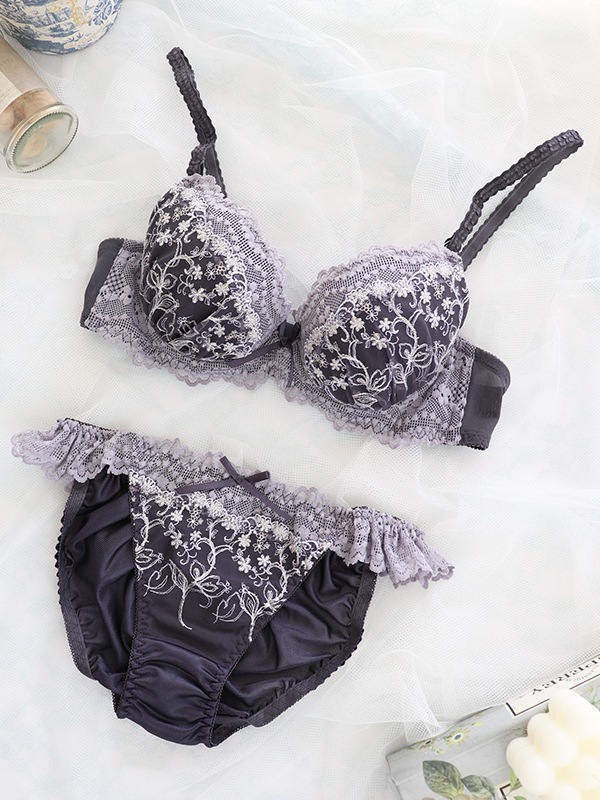 ミルキーソフトフラワー ブラセット｜かわいい下着・ランジェリーの