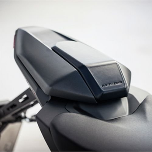 Amazon | YAMAHA(ヤマハ) シングルシートカウル マットブラック MT-07