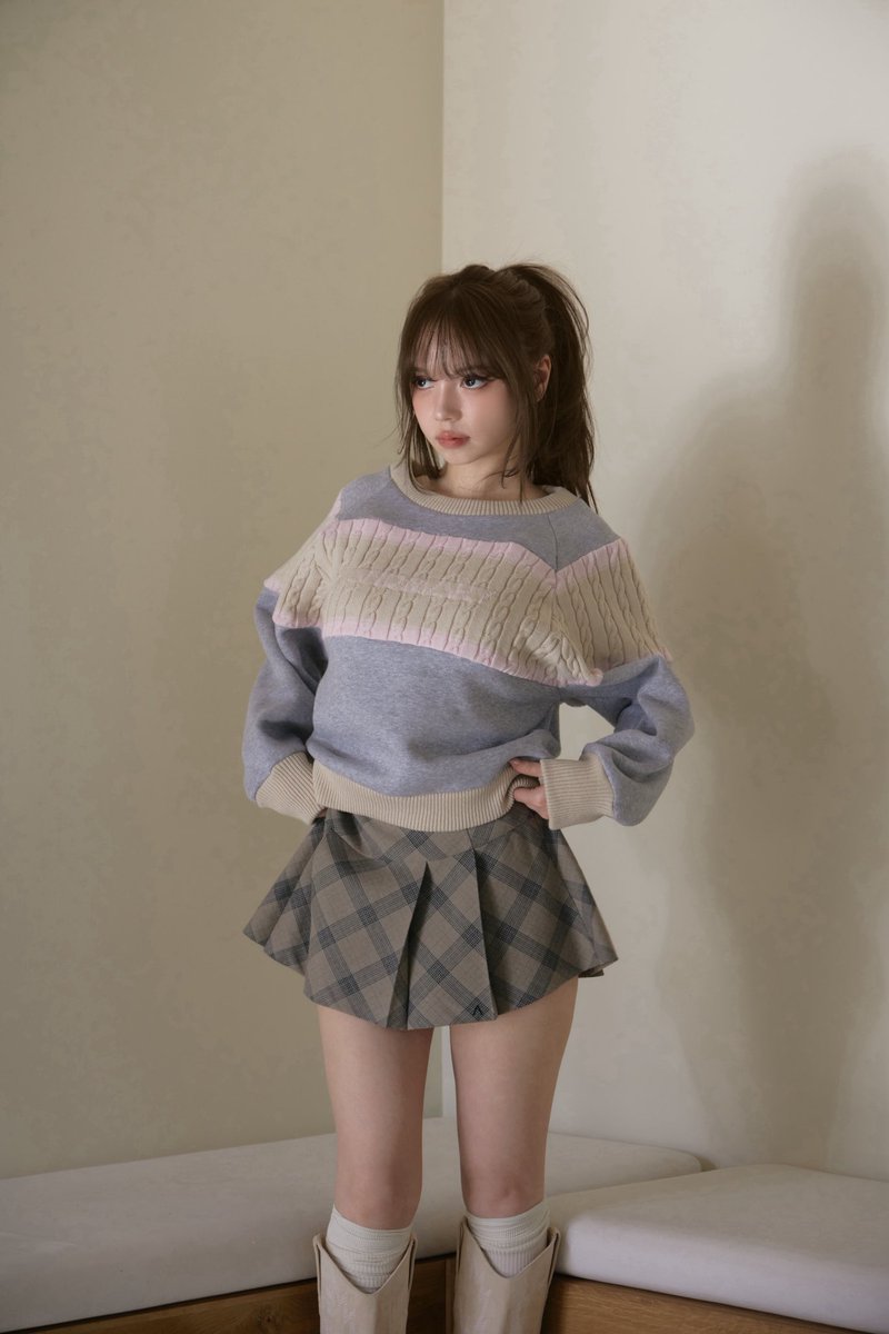 Coco check mini pleats skirt color beige/black size s/m ¥9,900-tax