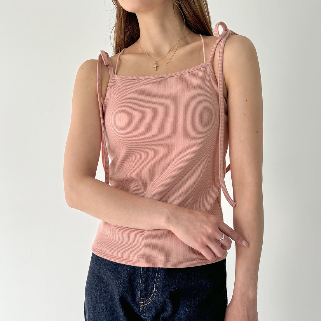 ジュノア JUNOAH 【取り外し可能パット付き】肩リボンバッククロスリブ