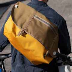 メッセンジャーバッグ - 身につけるバッグ - BAGS / バッグ - BLUE LUG