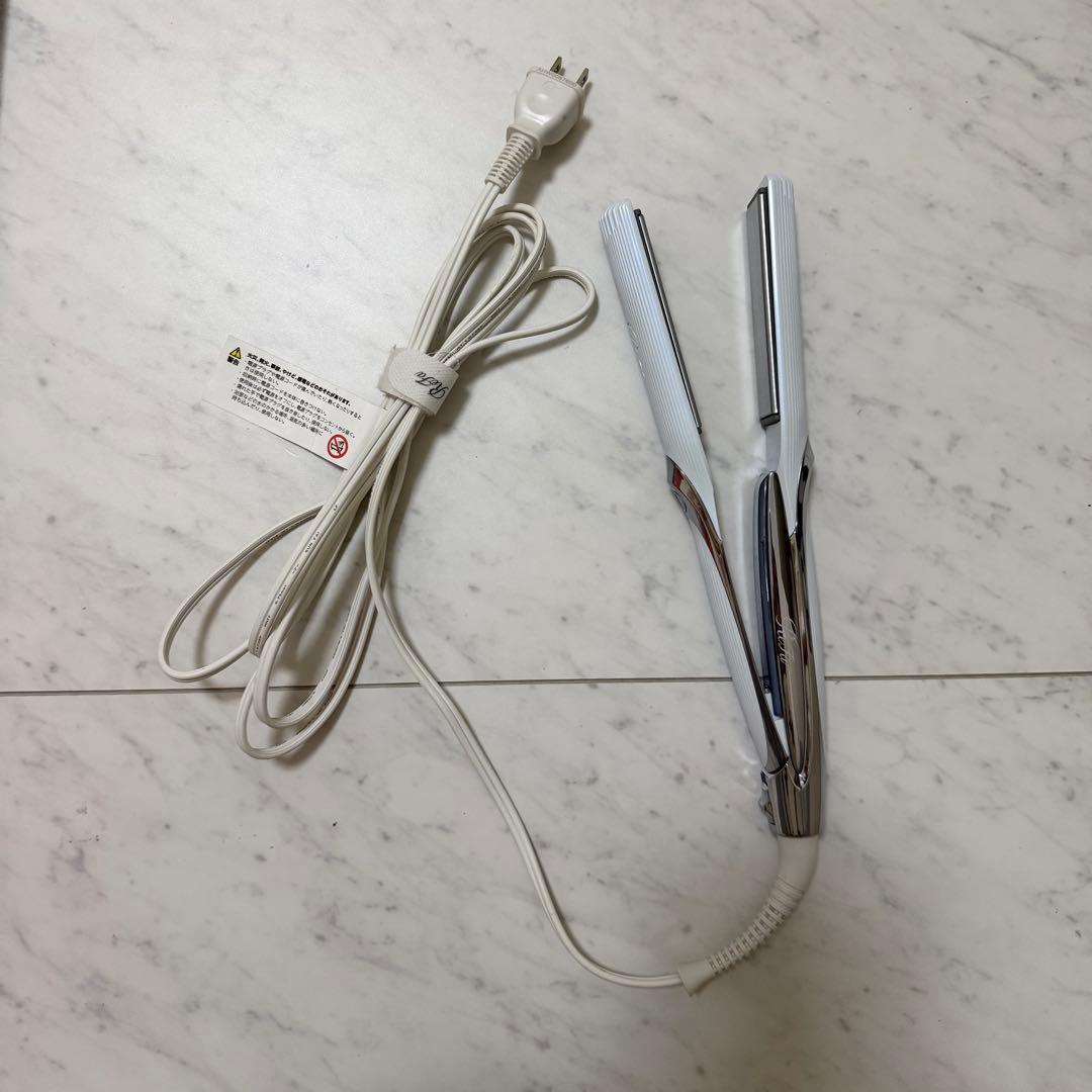 Refa リファ ビューテック ストレート プロ 比較】リファストレートアイロンプロの違いは6つ！選び方を美容室が