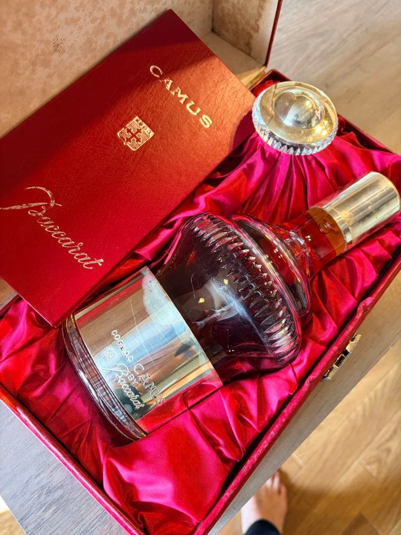 CAMUS バカラ ボトル　1979 限定ブランデー　baccarat 楽天市場】カミュ トラディション クリスタルバカラボトル 700ml 40度