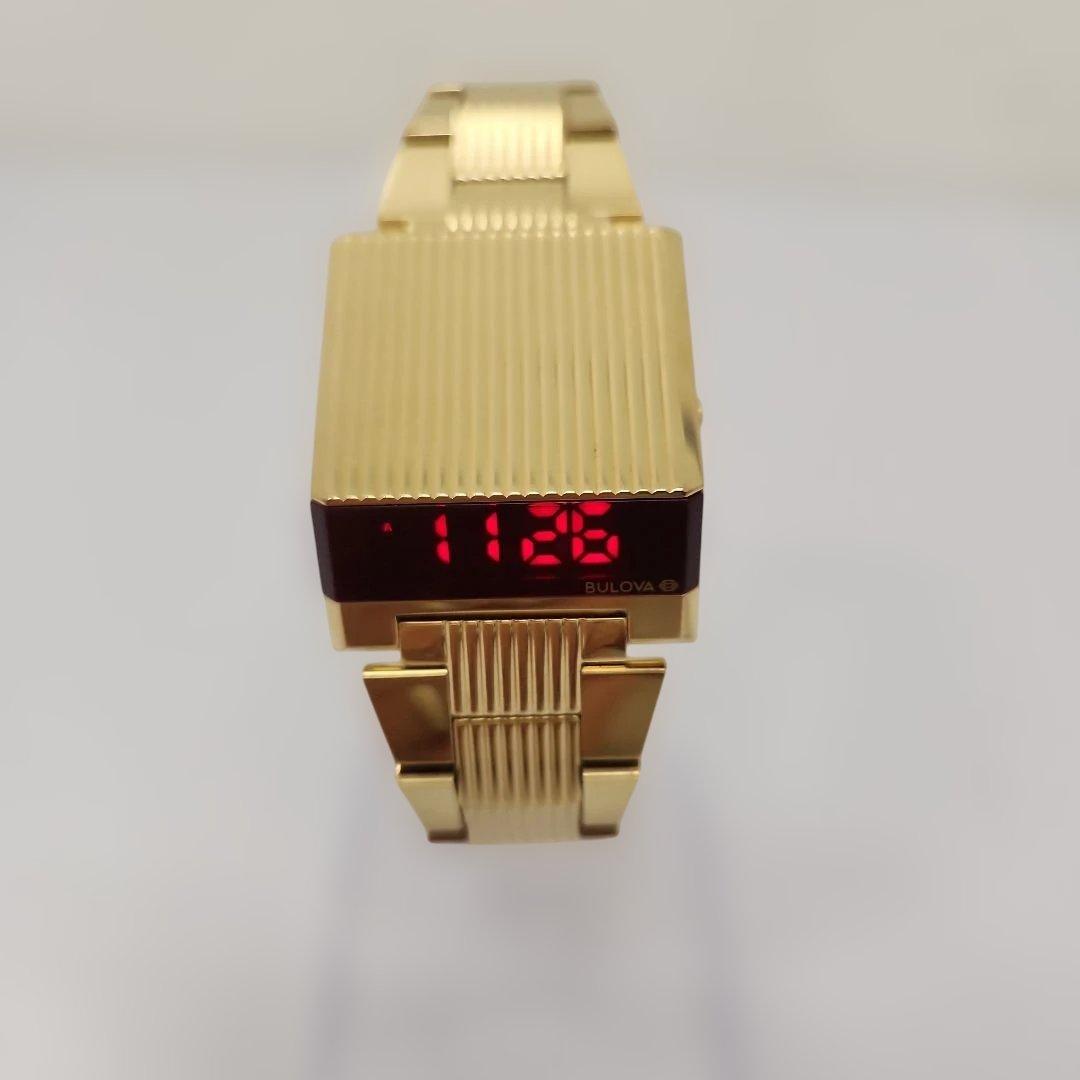 BULOVA アーカイブシリーズコンピュートロン97C110 Amazon.co.jp: [ブローバ]BULOVA 腕時計 メンズ LEDデジタルクオーツ