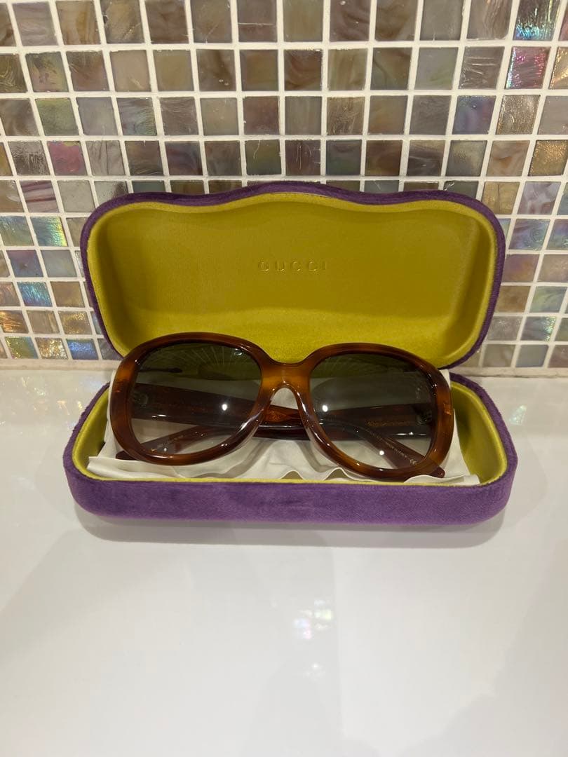 Gucci グッチ　ブラウン サングラス　ケース付き GUCCI/グッチ サングラス ケース付き ブラウン/パープル【中古