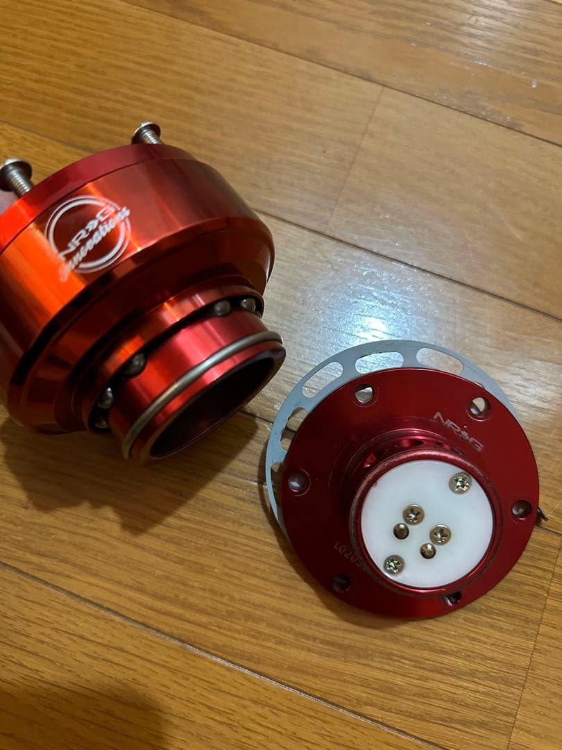 NRGクイックリリース　レンチン音あり クイックリリース NRG ステアリングボス レンチン音あり アメリカ製