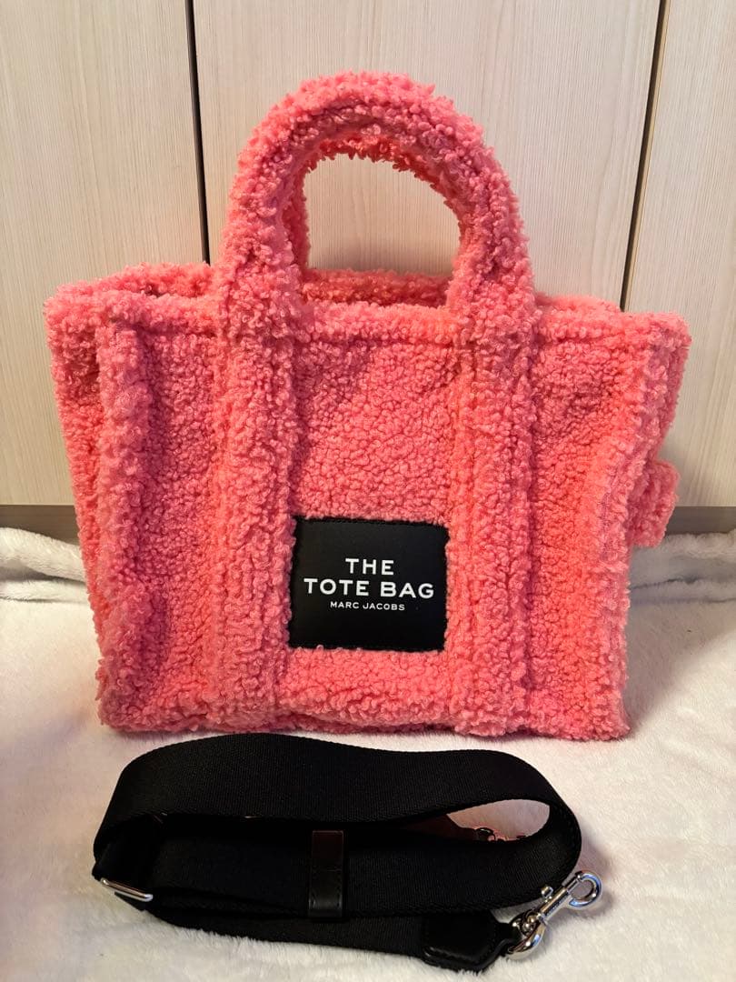 MARC JACOBS ピンク トートバッグ MARC JACOBS（マーク・ジェイコブス） トートバッグ THE LEATHER