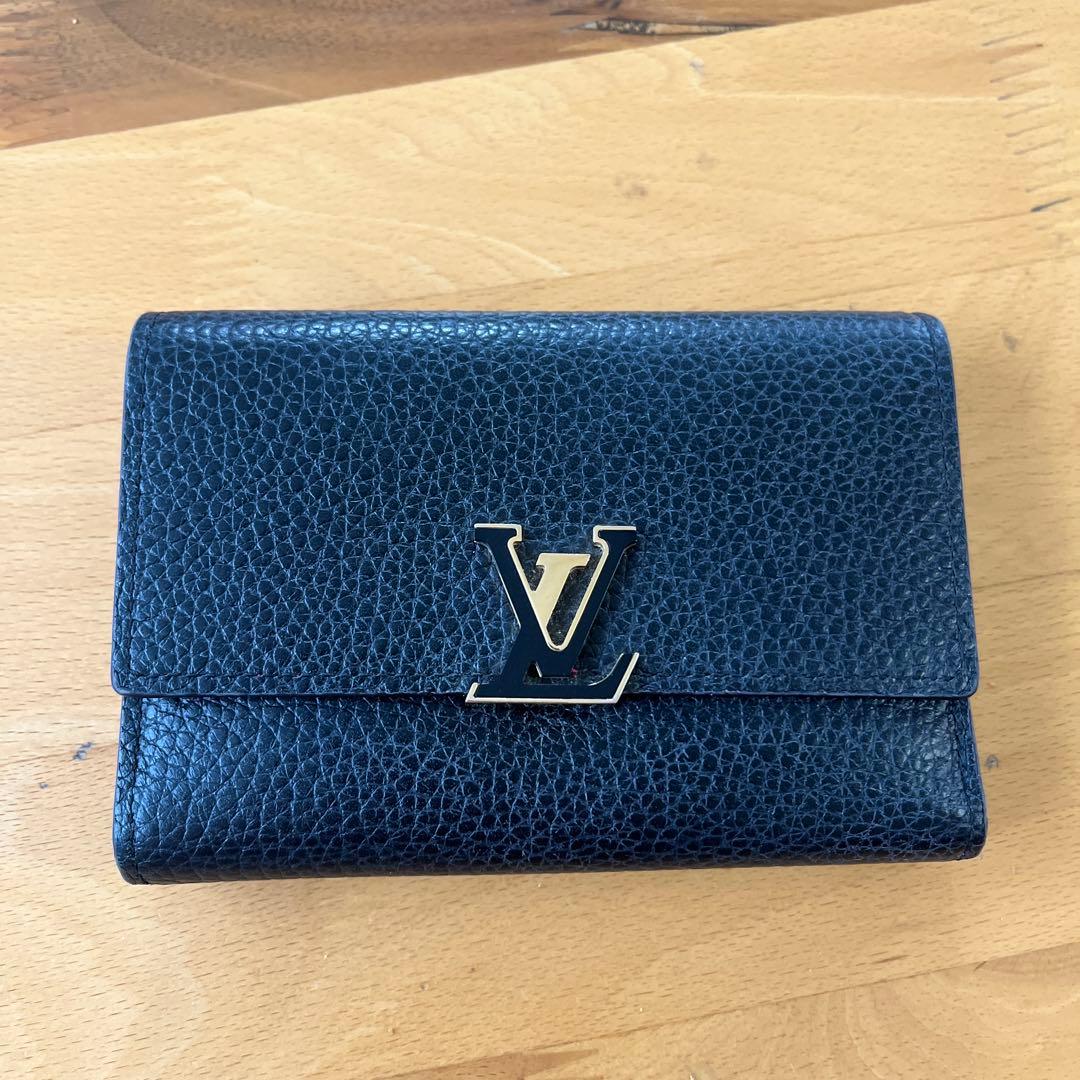 Louis Vuitton 二つ折り財布 ブラック ルイ ヴィトン Louis Vuitton 二つ折り財布 ポルトフォイユクレア