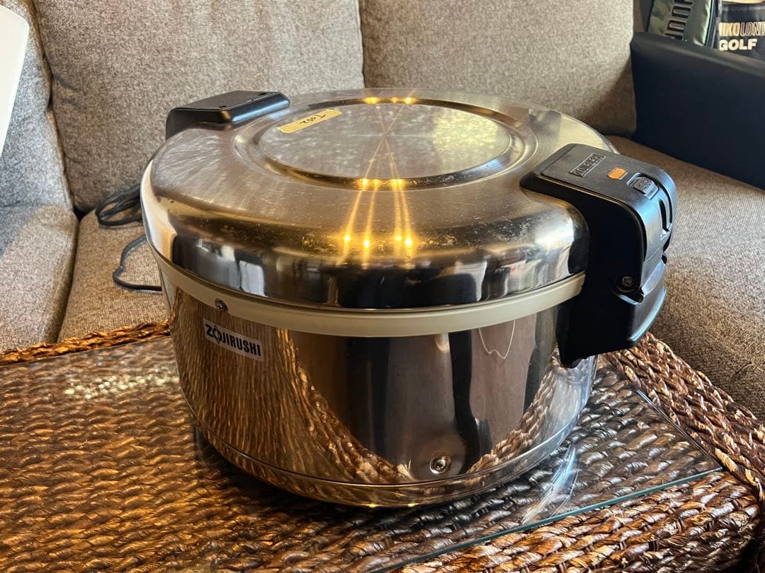 象印 保温ジャー2021年製 THS-C40A 100V 2升 業務用 保温機 象印 保温ジャー2021年製 THS-C40A 100V 2升 業務用 - メルカリ