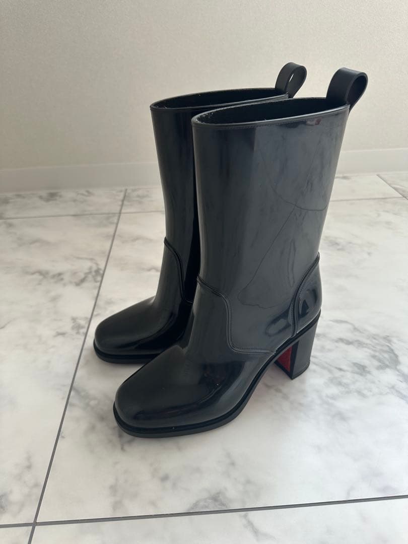 Christian Louboutin♡ブラックヒールレインシューズ Christian Louboutin（クリスチャンルブタン） レインブーツ Loubirain