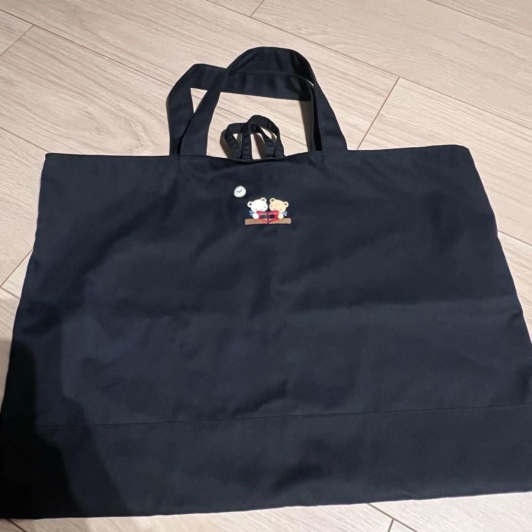 【早い者勝ち】familiar 紺 習い事用バッグ くまの刺繍 familiar 【早い者勝ち】familiar 紺 習い事用バッグ くまの刺繍 紺