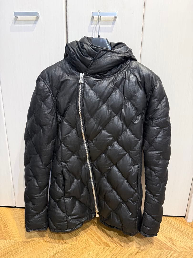 美品！バックラッシュカンガルーレザーキルティングフードダウン希少L 美品 バックラッシュ カンガルー レザー ダウンジャケット ダーク