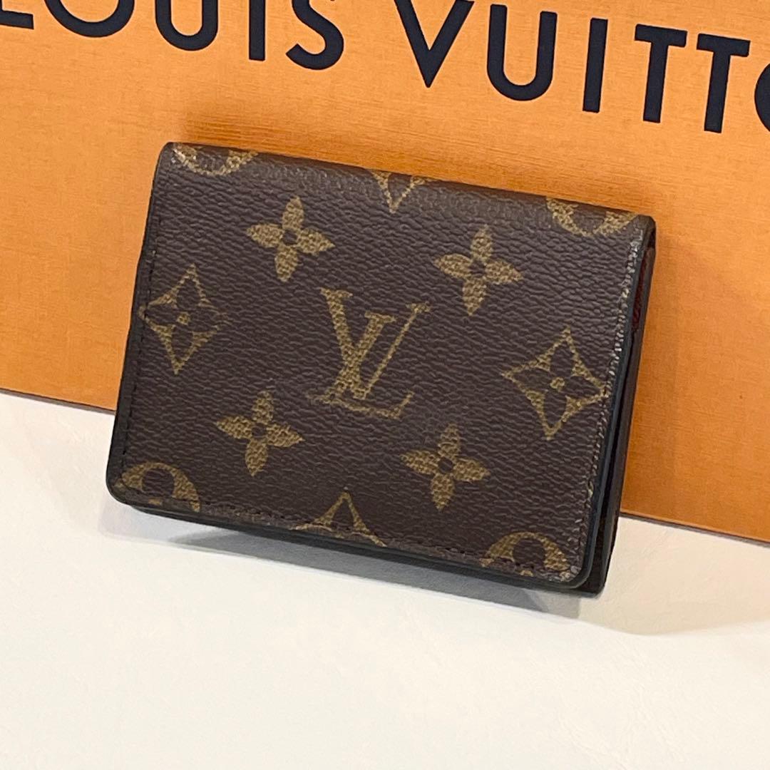 美品　ルイヴィトン　名刺入れ　現行　新型　モノグラム　カードケース 国内発送【LOUIS VUITTON】カードホルダー・名刺入れ (Louis Vuitton
