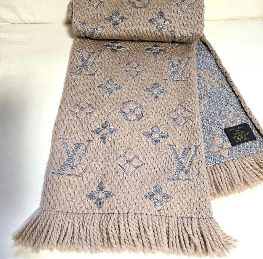 ルイヴィトン　エシャルプ　シャイン　ロゴマニア　モノグラム　ベージュ　マフラー LOUIS VUITTON ルイヴィトン マフラー エシャルプ・ロゴマニア デュオ