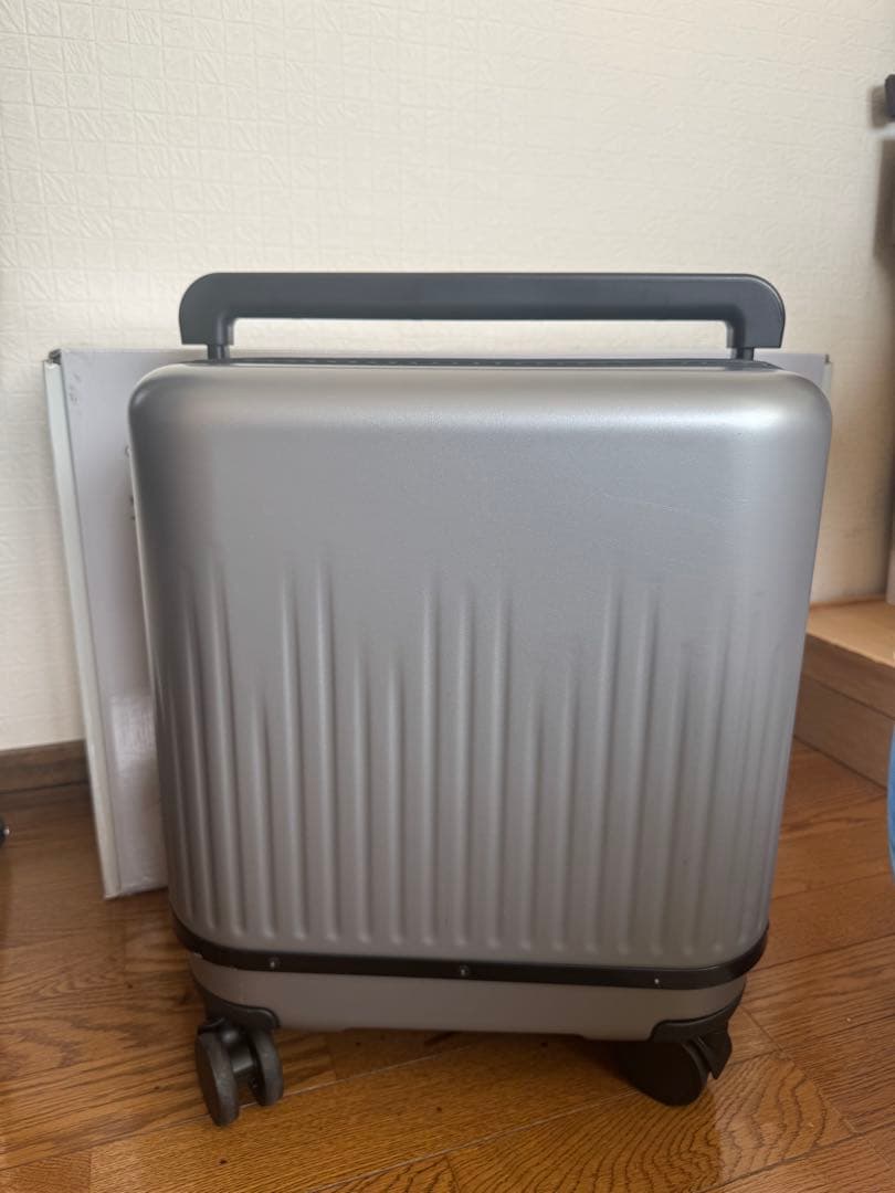 【美品】VELO 3サイズ調整3-in-1 拡張型スーツケースmakuake 美品】VELO 3サイズ調整3-in-1 拡張型スーツケースmakuake - メルカリ