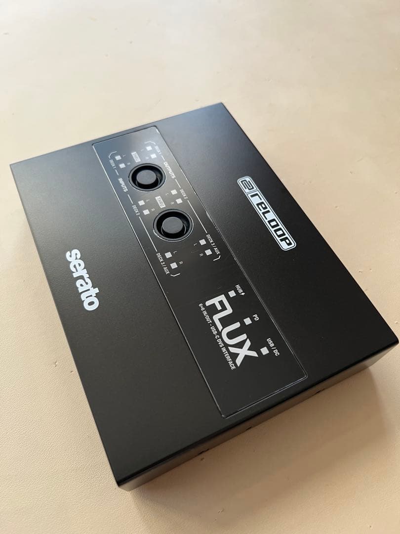 RELOOP ( リループ ) FLUX - DVS用インターフェース reloop FLUX 【無償版Serato DJ Pro対応オーディオインターフェース