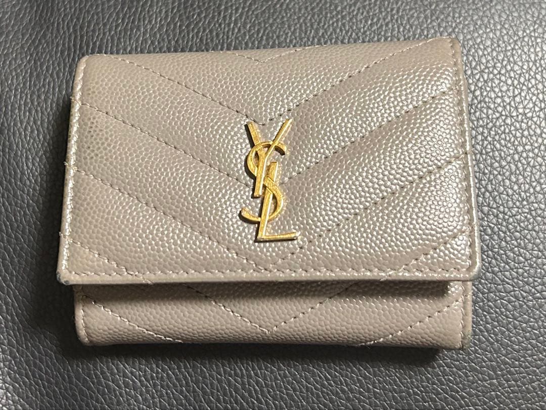 SAINT LAURENT (サンローラン)イブサンローラン キーケース 楽天市場】サンローランパリ (イヴサンローラン) キーケース メンズ