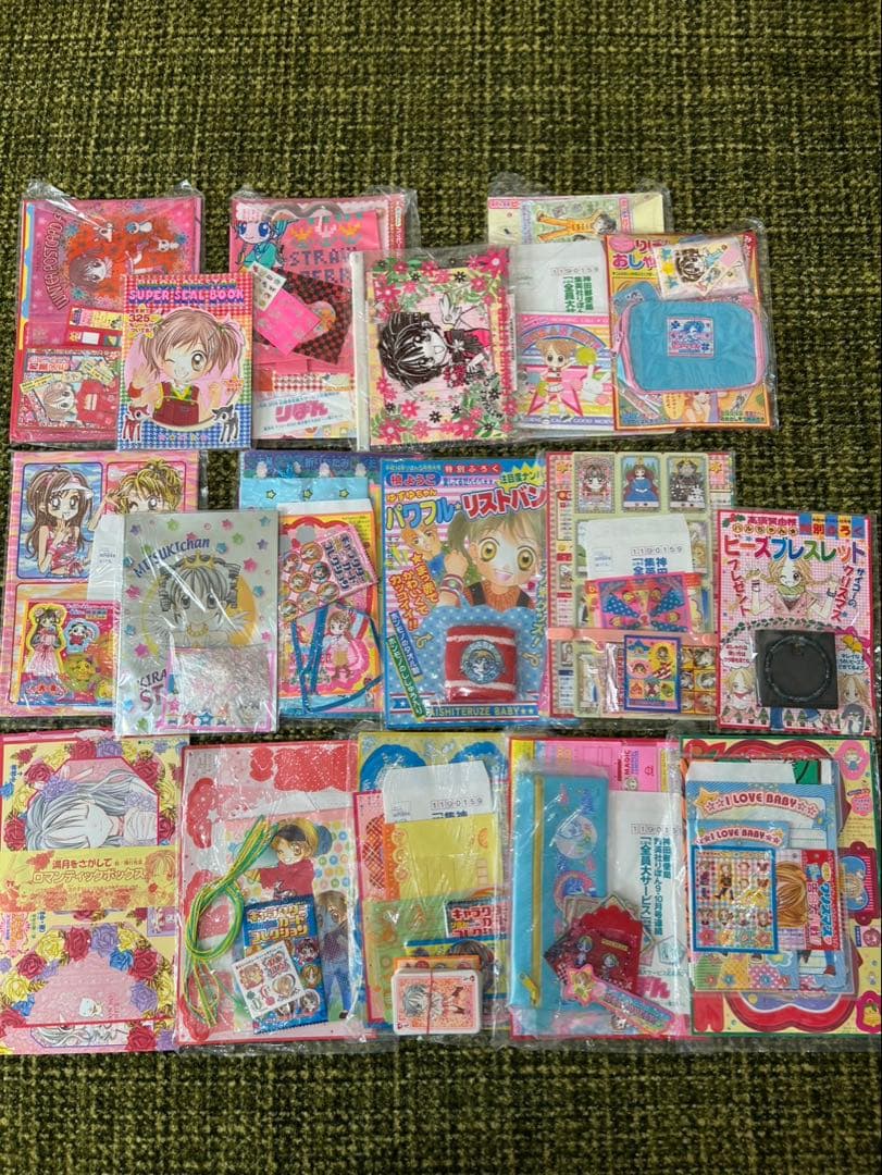 【新品未開封】りぼん　付録　平成14年お正月号〜12月号(10、11月号は無し) りぼん 付録 2002年 カレンダー 平成14年お正月特大号 レトロ - メルカリ