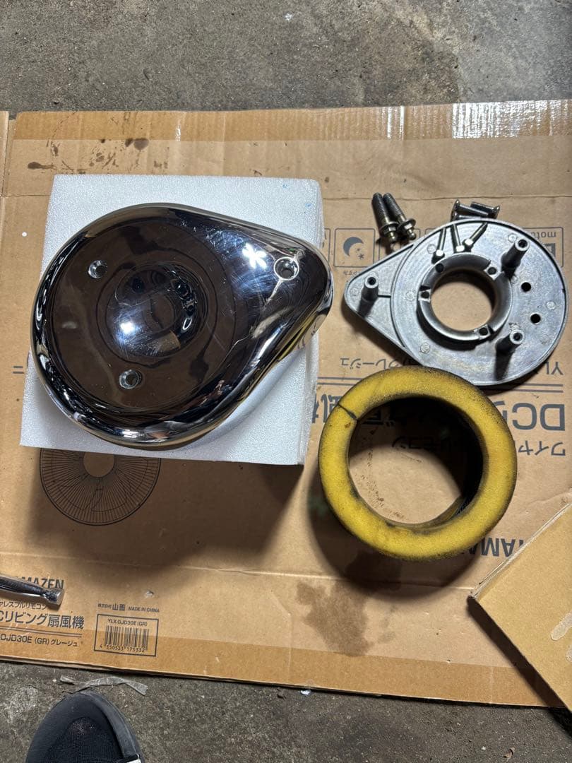 エアクリーナーカバー クロームメッキ ダイナFXDL2011年式に付けてました Amazon | YDLMT クローム 7インチ ラウンドエアクリーナーカバー