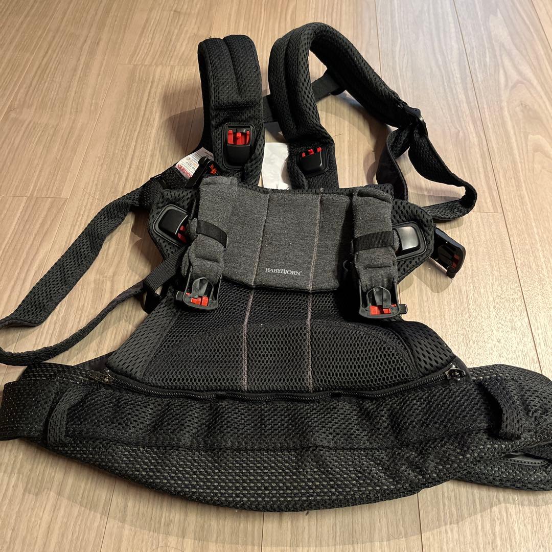 ベビービョルン 抱っこ紐　ハーモニー(黒) BABYBJORN（ベビービョルン） 抱っこ紐 ハーモニー ブラック メッシュ