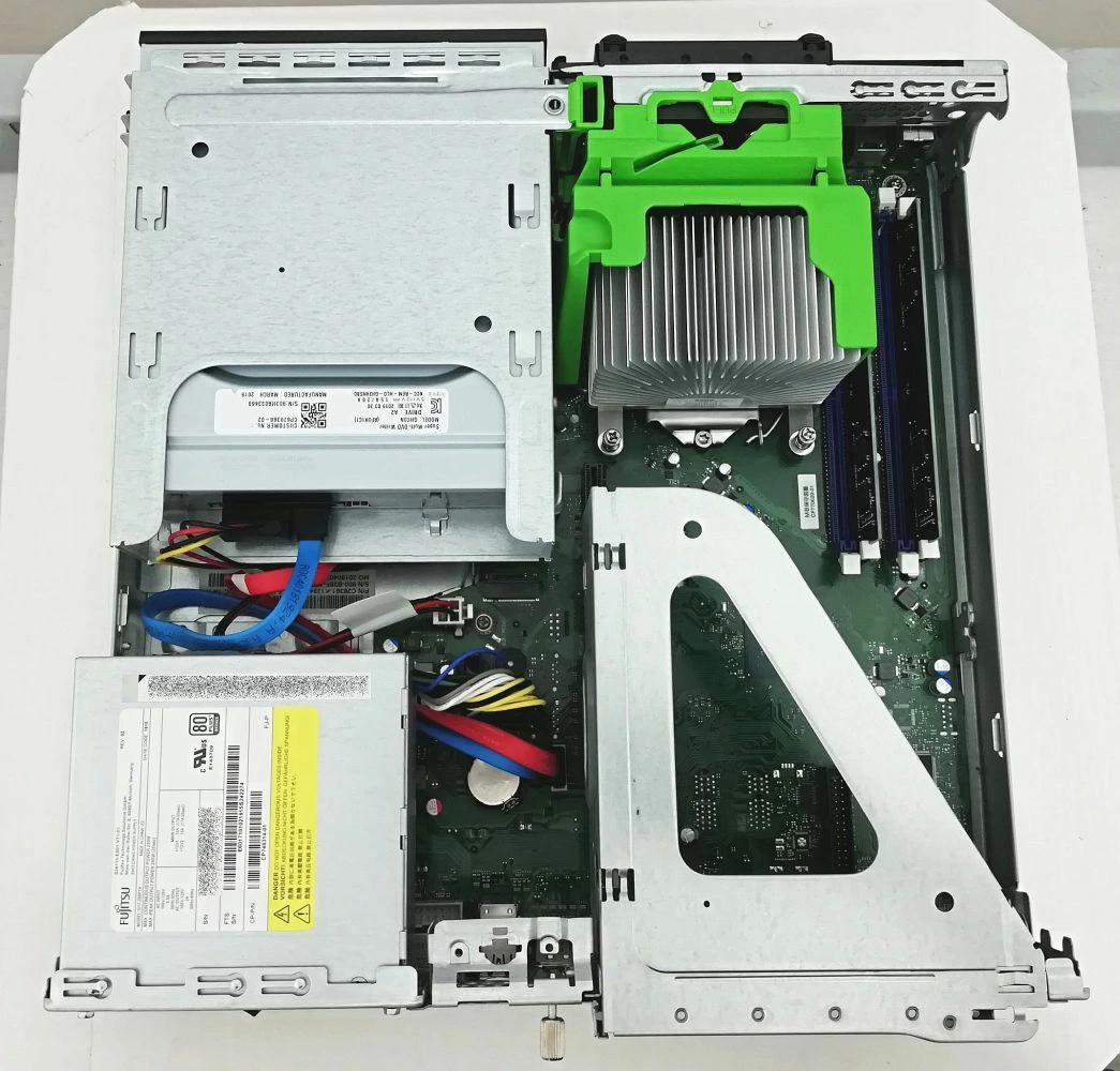 ESPRIMO D586/P　Core i7 6700 3.40GHz ②