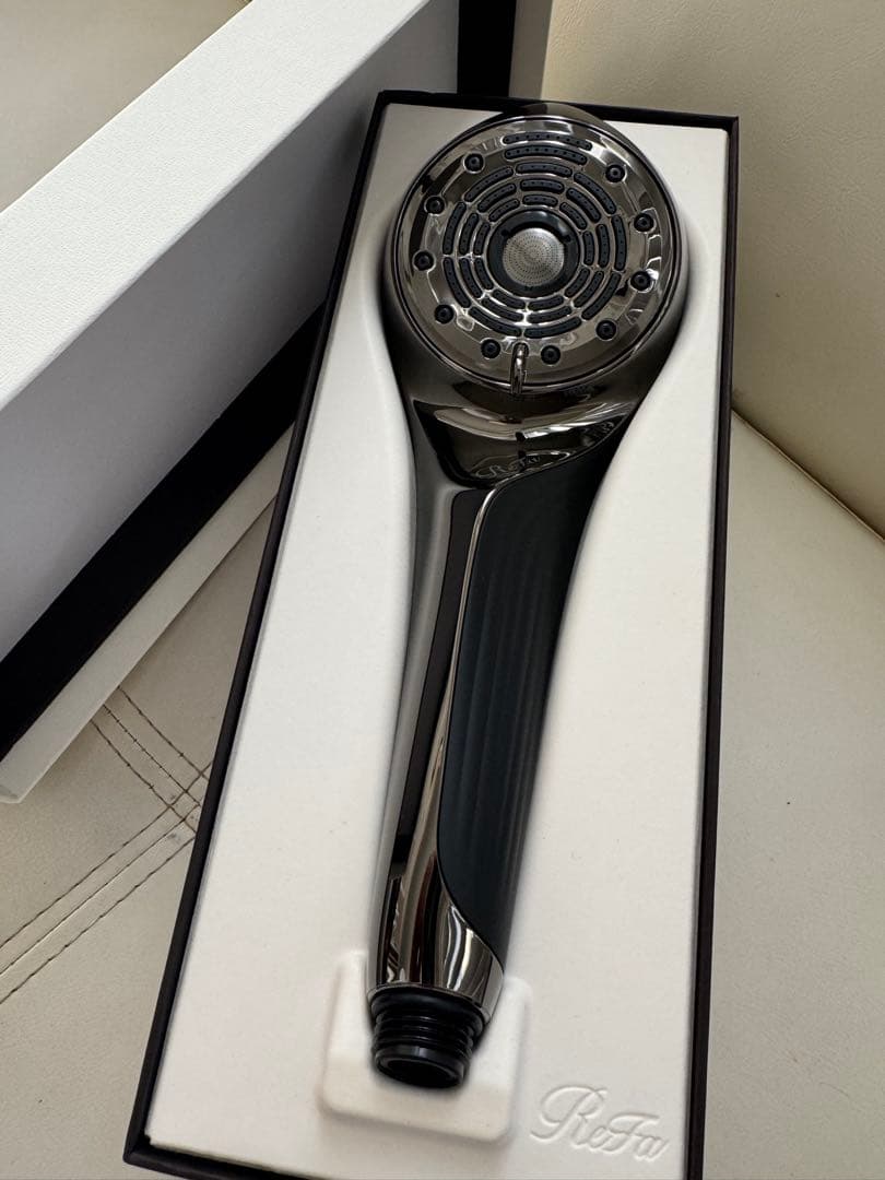 【新品未使用】ReFaファインバブル U シャワーヘッド　ブラック リファファインバブル U（ブラック） プレゼント ギフト 誕生日 結婚