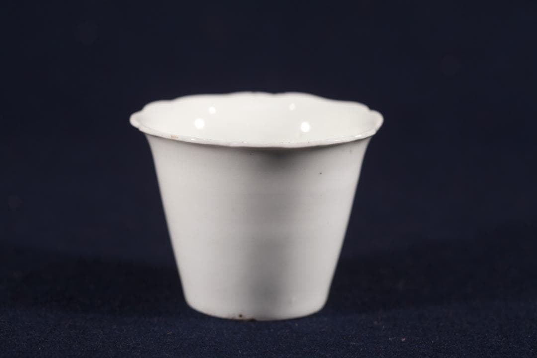 346　古伊万里白磁輪花型蕎麦猪口　江戸前期 2026年最新】初期 伊万里 蕎麦猪口の人気アイテム - メルカリ