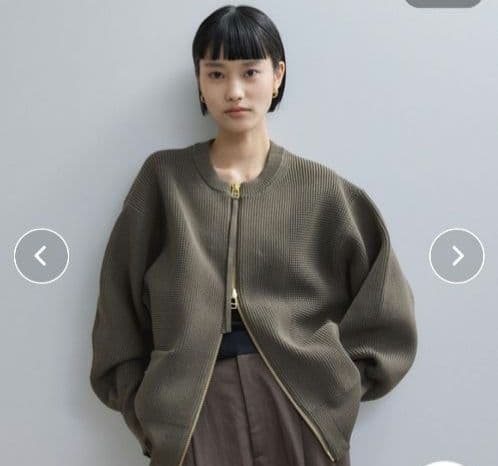 最終価格 美品 ADAM ET ROPE' ジップニットカーディガン カーキ アダム エ ロペ ADAM ET ROPE' 【WEB限定】・【サステナブル】ジップ