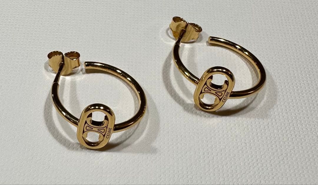 保証書付き】CELINE ゴールド フープピアス - メルカリ