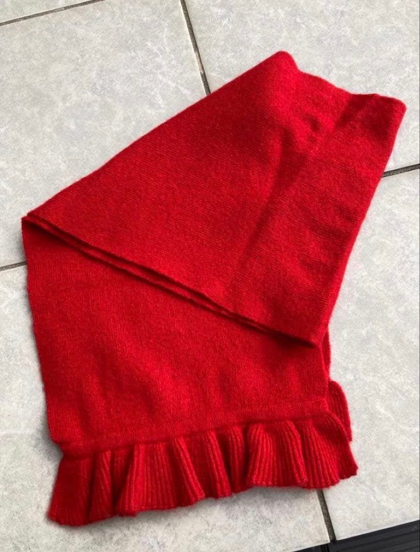 FOXEY、フォクシー 、 カシミアマフラー　差し色に　レッド カシミヤ100％ ウェーブマフラー | Muffler | FUKAKINET