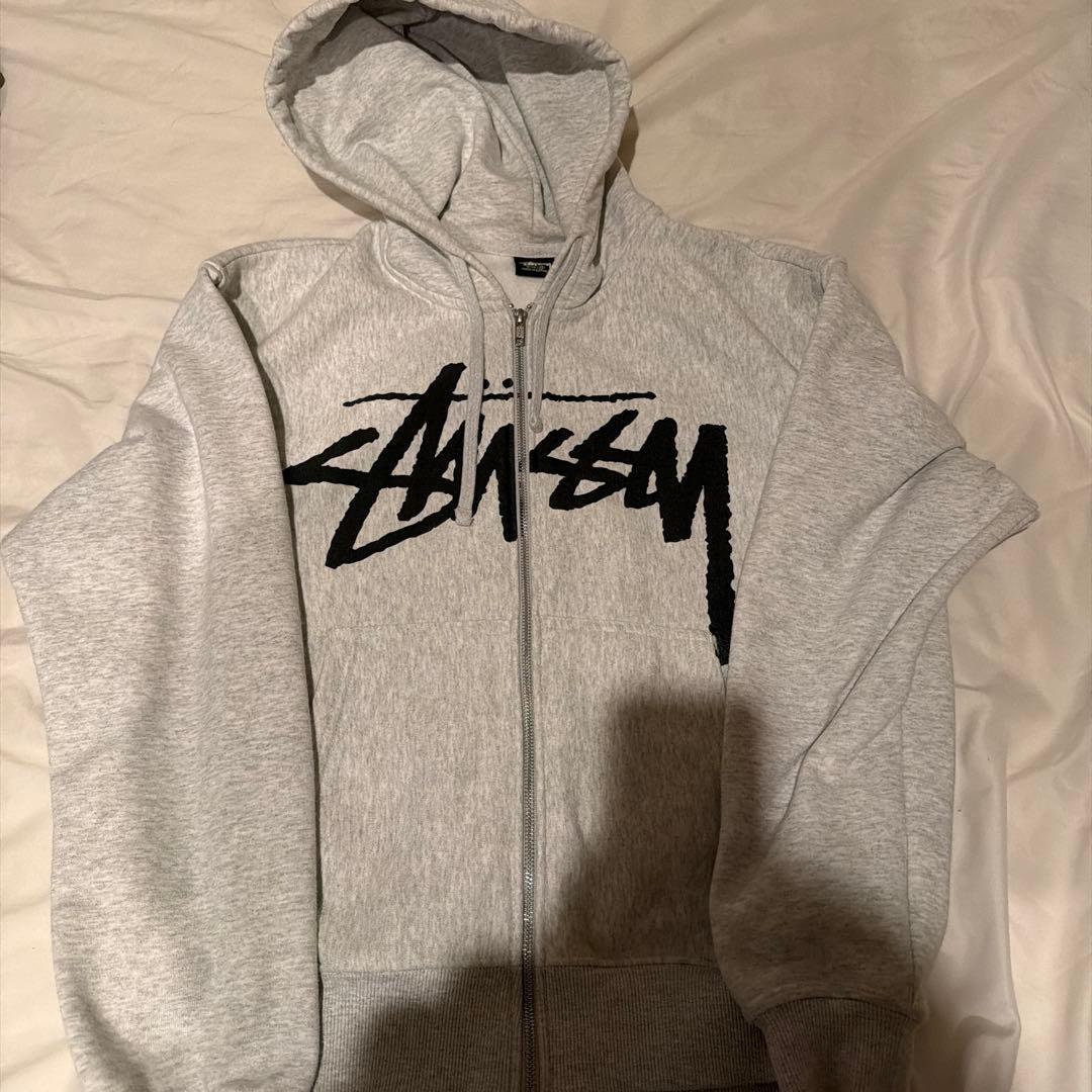 STUSSY グレー パーカー M - メルカリ