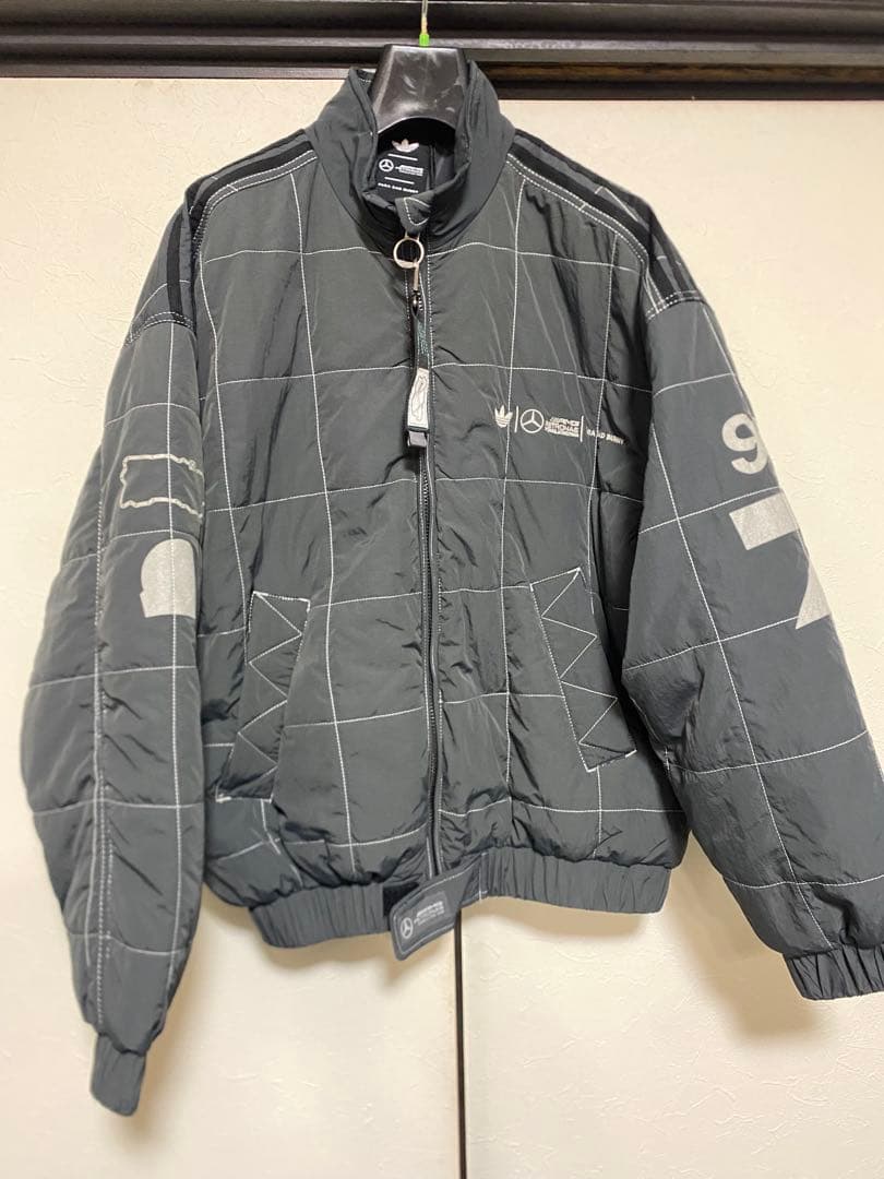 adidas × Bad Bunny × Mercedes FW25 ジャケット Bad bunnyコラボのジャケットめっちゃいいんだけどお値段いかちぃですね