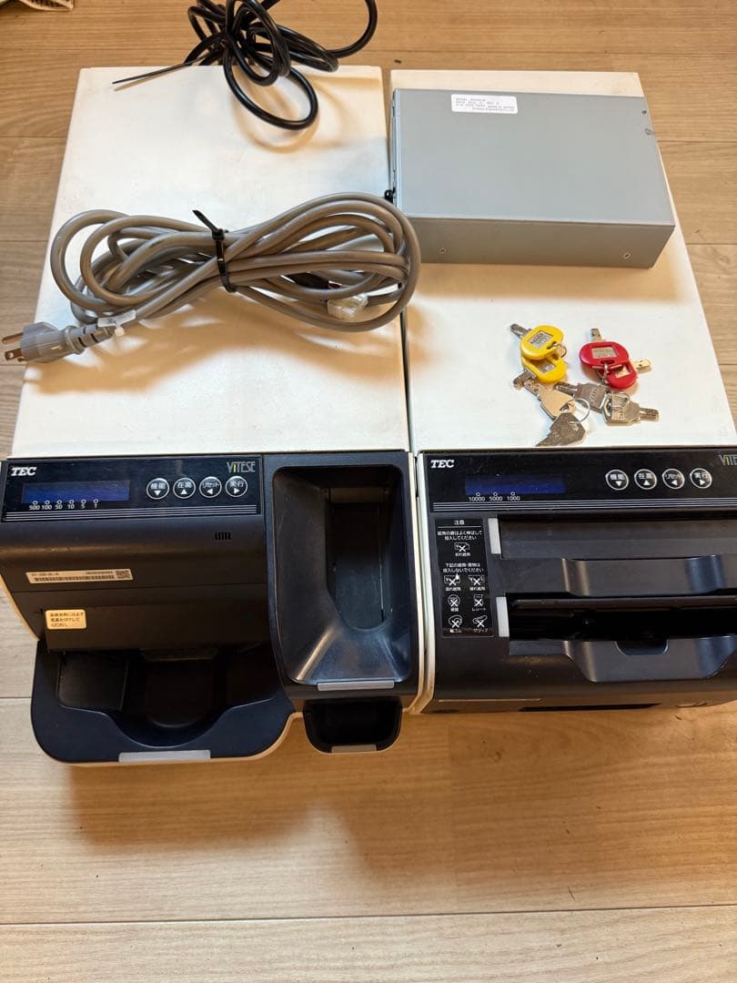 東芝テック　自動釣銭機　VITESE VT-330 自動釣銭機 VITESE（ヴィッテス） VT-330：東芝テック株式会社